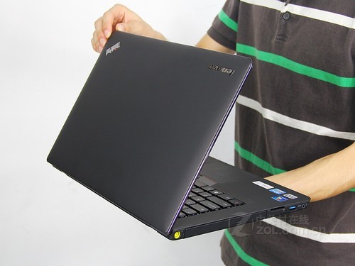 ThinkPad S430 外观图 