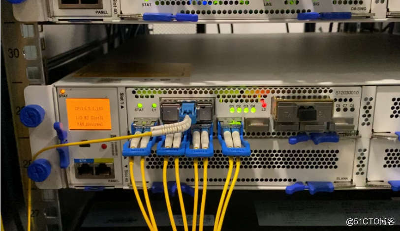 腾讯发布自研数据中心开放光网络传输设备