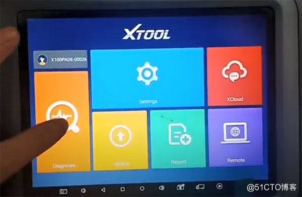 XTOOL X100 PAD3通过OBD给2014 BMW CAS4 Key编程