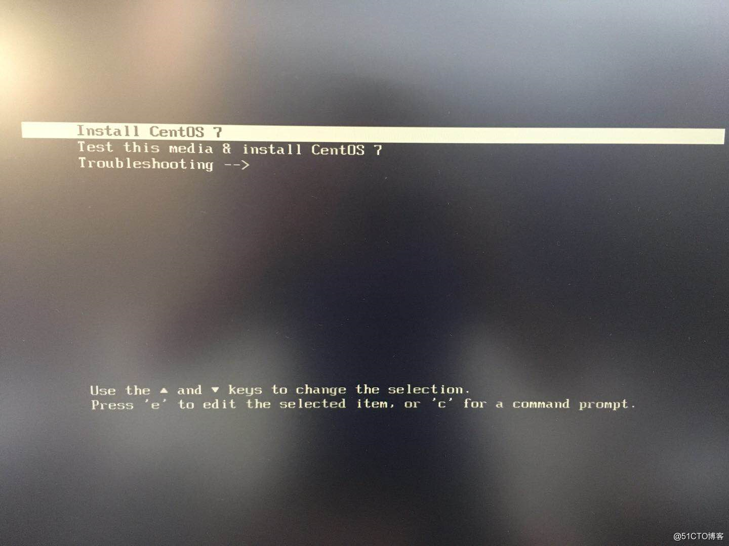 dell服务器R740xd 从U盘启动安装linux系统