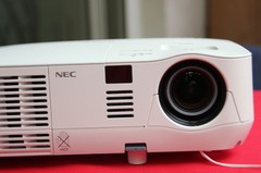 商住两用投影机 NEC V260W+新品热销 